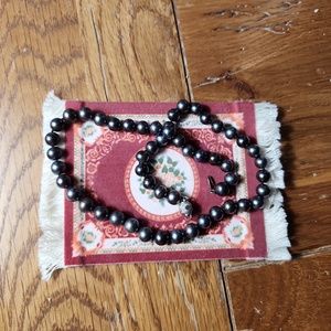 Black pearl necklace